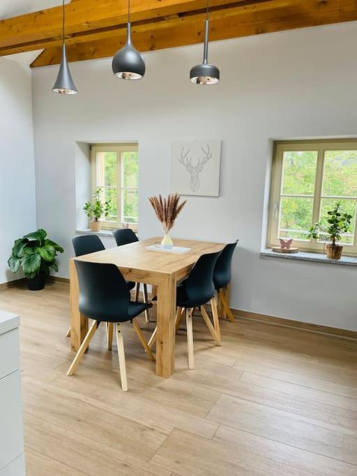 Traumvilla Im Herzen Hainichens Luaran gambar